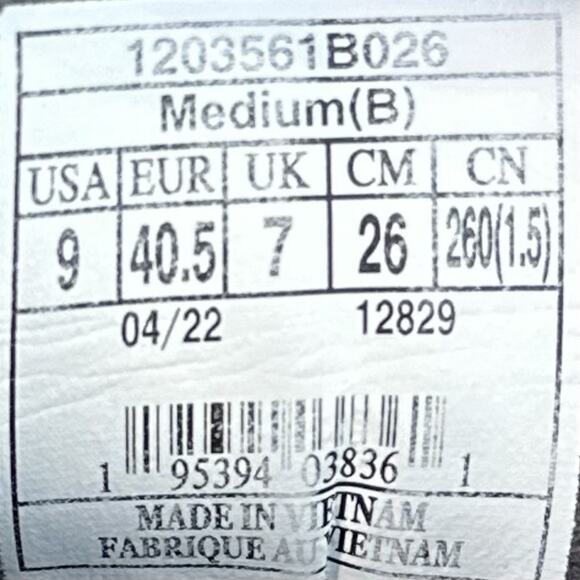 Brooks Women's Black and White Sneakers - Picture 9 of 11